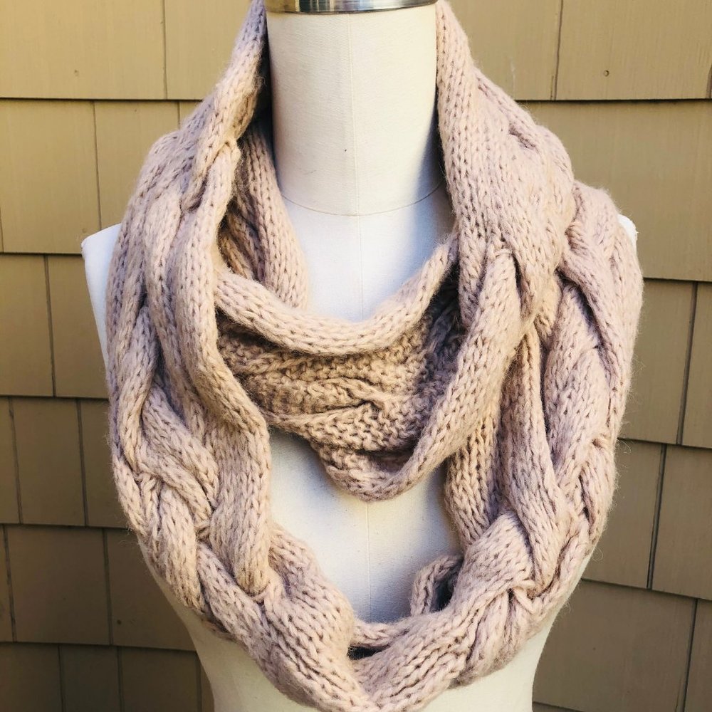 CREAM ETERNITY SCARF- ALPACA